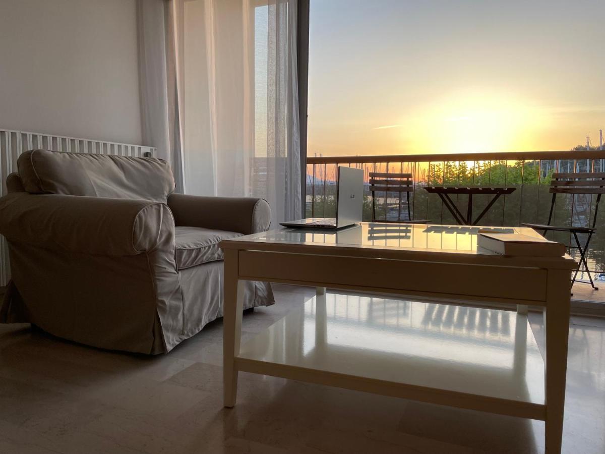 Appartement Les Pieds Dans L'Eau Saint-Mandrier-sur-Mer Exteriér fotografie